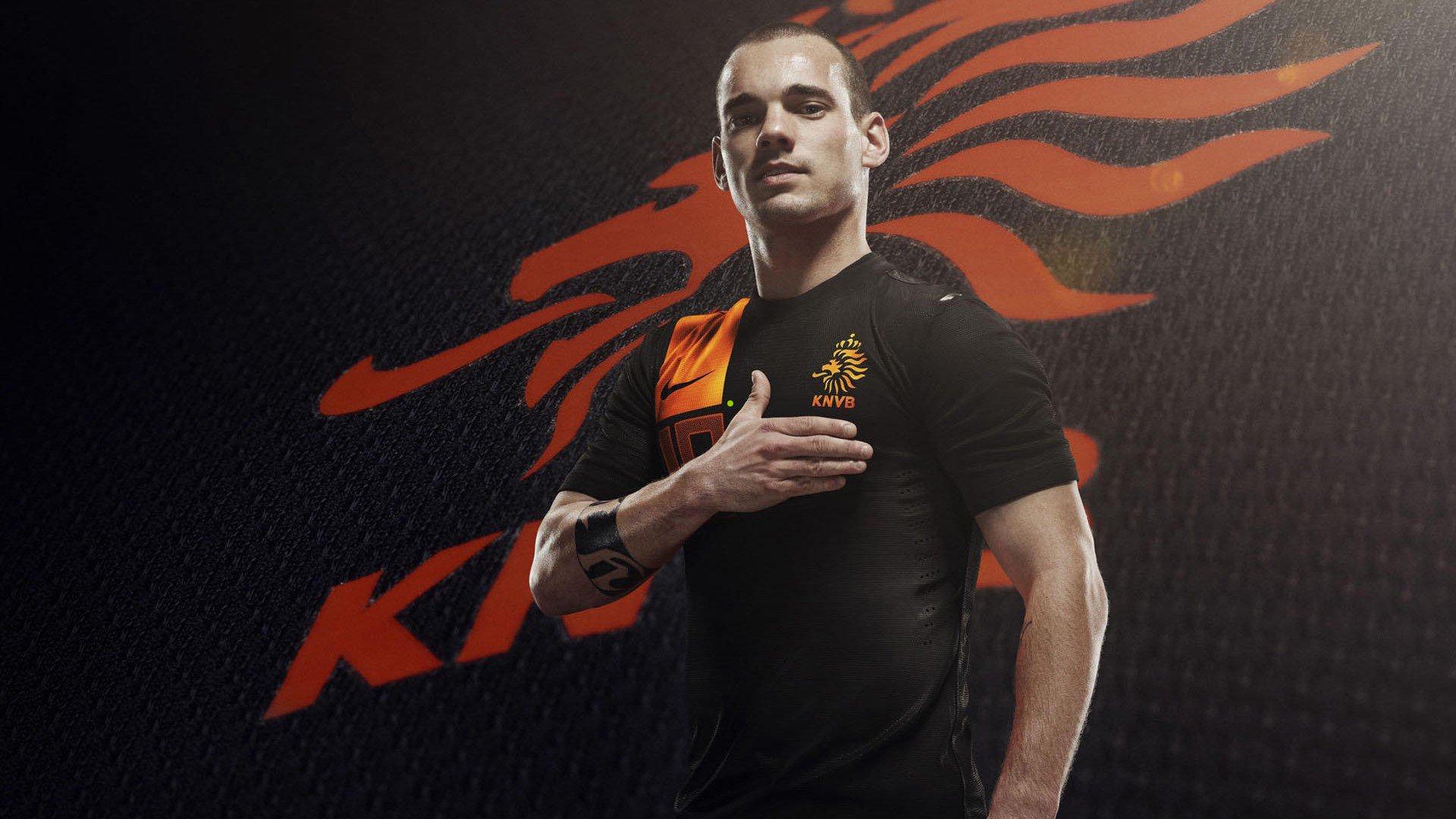 绿岛酒吧狂欢夜，葡萄牙巨星染红离场，爱尔兰球迷击掌相庆